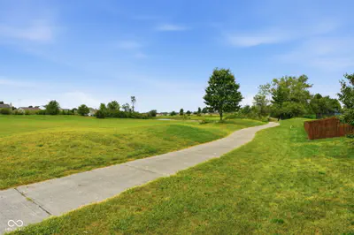 5320 Sandwood Drive, Indianapolis - 37