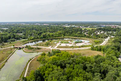 11575 Freeport Drive, Carmel - 38