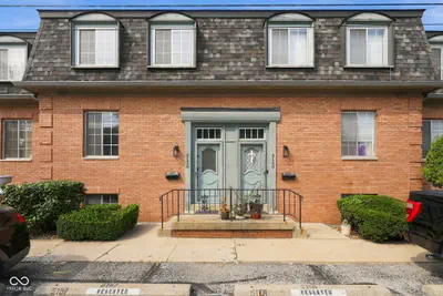 5158 Brendonshire Court #E, Indianapolis