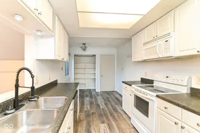 5103 Fairway Drive #2, Avon - 17