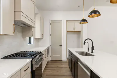 17308 Newton Main Street, Westfield - 4