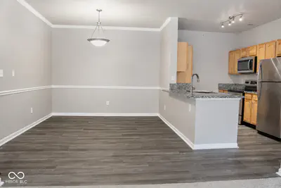 2121 Grenville Street #2D, Carmel - 6