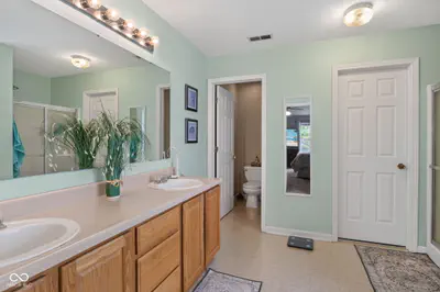 4804 Spring Flower Court, Indianapolis - 18