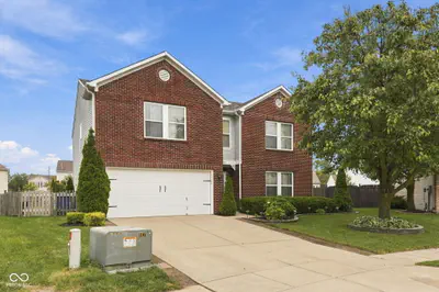 14555 Stewart Circle, Fishers - 2