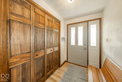 10664 S 9 W, Pendleton - 4