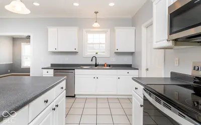 9162 Janelle Drive, Seymour - 34