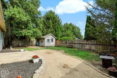1495 Hedge Court, Greenfield - 38