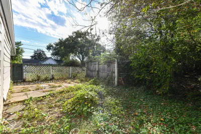 21 Golden Drive, Anderson - 25