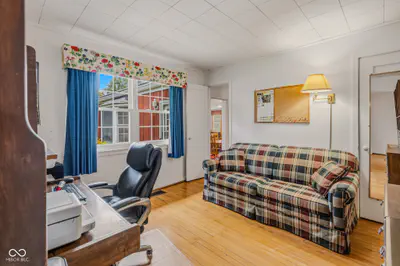1406 Laurel Drive, Columbus - 16