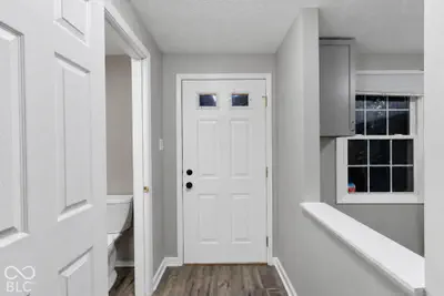 9471 Timber View Drive, Indianapolis - 4