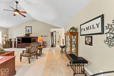 5066 Quincy Court, Columbus - 11