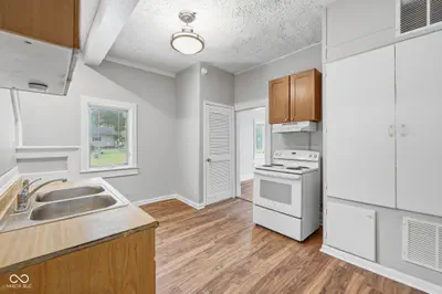 303 Bishop Street, Mooresville - 6