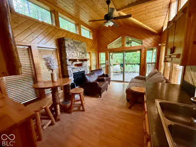 8900 Island Pond Road, Quincy - 40