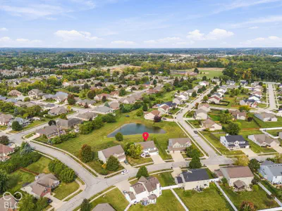 8306 Balmoral Lane, Avon - 29
