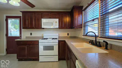 254 6th Avenue, Beech Grove - 18
