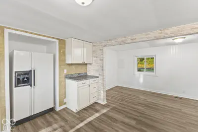 7847 Trotter Road, Camby - 23