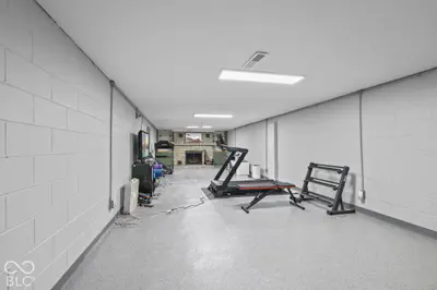 6375 Derbyshire Road, Indianapolis - 42