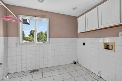 1301 Averitt Road, Greenwood - 43