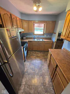 186 Ryan Court, Spencer - 16