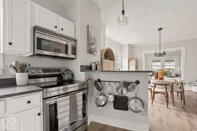 4251 Carrollton Avenue, Indianapolis - 22