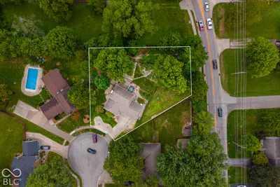 261 Oakwood, Greenwood - 5