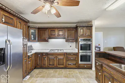 9483 950, Waldron - 6