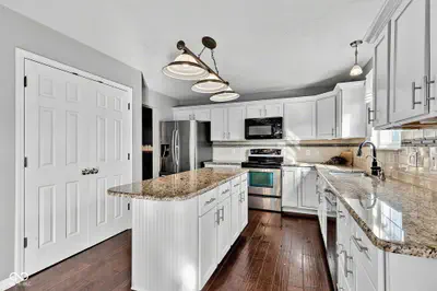 9107 Driftwood Court, McCordsville - 19