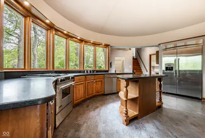 402 Kessler Boulevard West Drive, Indianapolis - 34