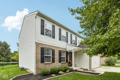 7974 Cobblesprings Drive, Avon - 3