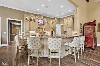 8264 Fall Creek Drive, Pendleton - 11