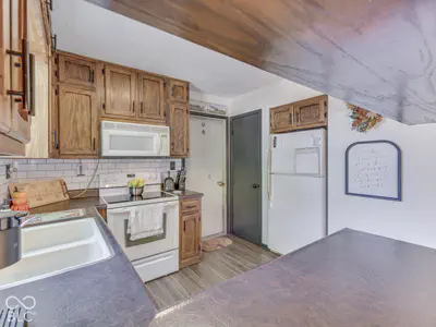 5451 N 625 W, Bargersville - 24