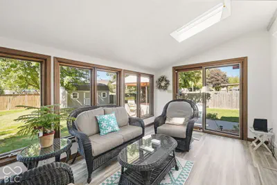 592 Echo Bend Boulevard, Greenwood - 5