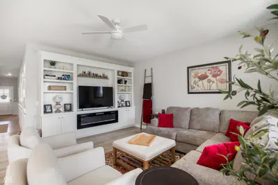 5189 Bayberry Court, Whitestown - 9