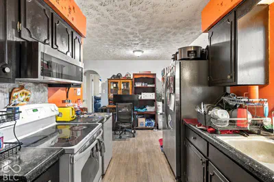 5 Angela Court, Beech Grove - 9