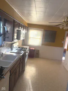 1300 Pershing Drive, Muncie - 8