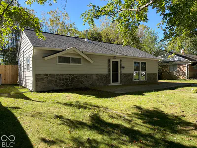 432 Southgate Drive, Greenwood