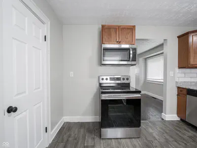 947 Bradbury Avenue, Indianapolis - 13