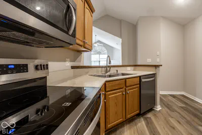 16625 Brownstone Court, Westfield - 17