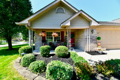 1734 Vidalia Court, Greenwood - 3