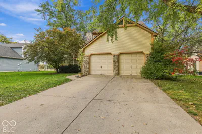 9112 Fireside Drive, Indianapolis - 2