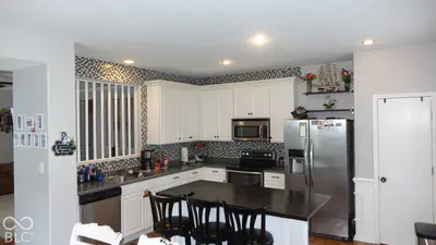 8140 Harshaw Drives, Indianapolis - 14