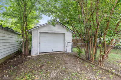 726 Exeter Avenue, Indianapolis - 24