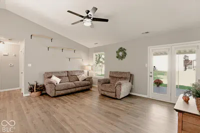 217 E Carolina Street, Fortville - 12