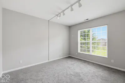 8110 Eskerban Drive, Avon - 33