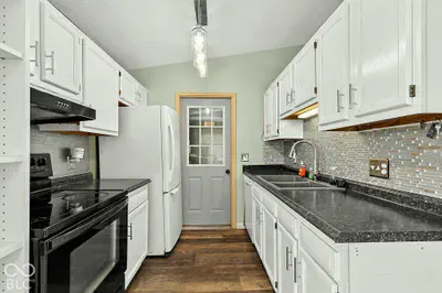 10803 Lupine Lane, Fort Wayne - 14