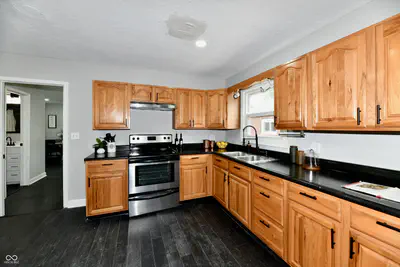 129 E McKenzie Road, Greenfield - 21