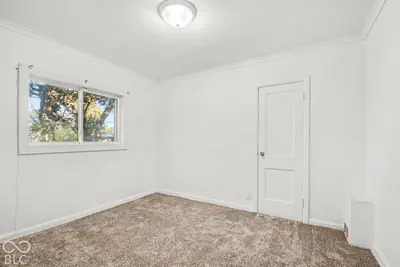 2433 Sanders Avenue, Elkhart - 11