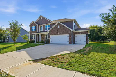 7743 Fairwood Boulevard, Plainfield - 3