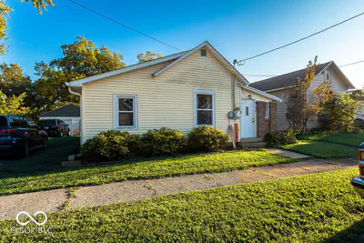 215 Maple Street, Spiceland - 2
