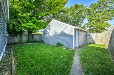 710-712 Pleasant Run Parkway North Drive, Indianapolis - 35